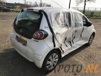 Toyota Aygo Aygo (B10), Hatchback, 2005 / 2014 1.0 12V VVT-i picture 4
