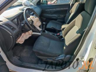 Mitsubishi ASX ASX, SUV, 2010 / 2023 1.8 DI-D HP MIVEC 16V picture 9