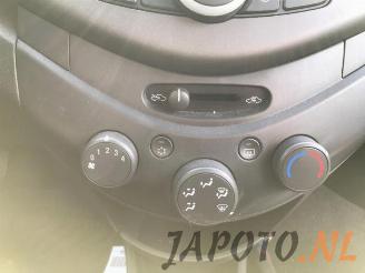 Chevrolet Spark Spark (M300), Hatchback, 2010 1.0 16V Bifuel picture 13