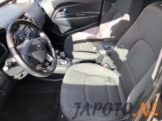 Kia Rio Rio III (UB), Hatchback, 2011 / 2017 1.2 CVVT 16V picture 16