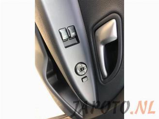 Kia Rio Rio III (UB), Hatchback, 2011 / 2017 1.2 CVVT 16V picture 13