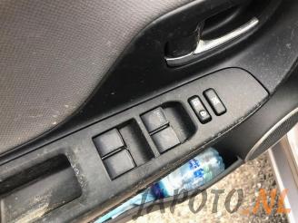 Toyota Yaris Yaris III (P13), Hatchback, 2010 / 2020 1.5 16V Hybrid picture 12