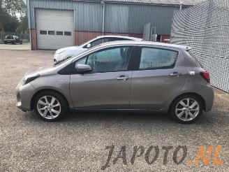 Toyota Yaris Yaris III (P13), Hatchback, 2010 / 2020 1.5 16V Hybrid picture 2