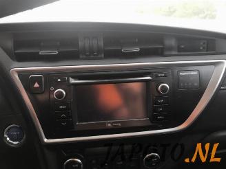 Toyota Auris Auris (E18), Hatchback 5-drs, 2012 / 2019 1.8 16V Hybrid picture 13