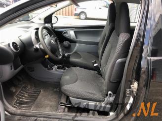 Toyota Aygo Aygo (B10), Hatchback, 2005 / 2014 1.0 12V VVT-i picture 9