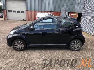 Toyota Aygo Aygo (B10), Hatchback, 2005 / 2014 1.0 12V VVT-i picture 2