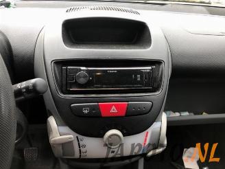 Toyota Aygo Aygo (B10), Hatchback, 2005 / 2014 1.0 12V VVT-i picture 11