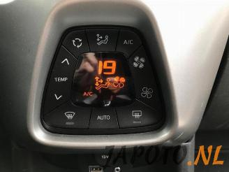 Toyota Aygo Aygo (B40), Hatchback, 2014 1.0 12V VVT-i picture 12