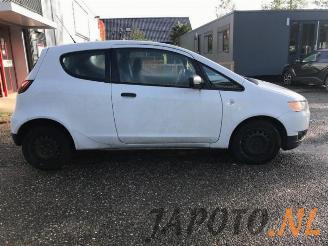 Mitsubishi Colt Colt (Z2/Z3), Hatchback, 2004 / 2012 1.1 12V picture 4