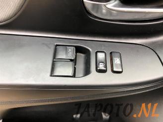 Toyota Yaris Yaris III (P13), Hatchback, 2010 / 2020 1.5 16V Hybrid picture 10