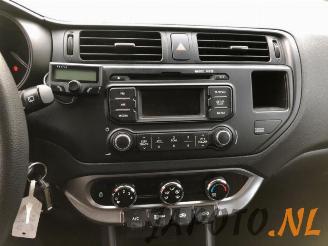 Kia Rio Rio III (UB), Hatchback, 2011 / 2017 1.2 CVVT 16V picture 10