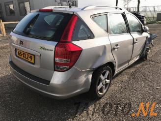 Kia Cee d Cee'd Sporty Wagon (EDF), Combi, 2007 / 2012 1.4 CVVT 16V picture 5