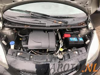 Toyota Aygo Aygo (B10), Hatchback, 2005 / 2014 1.0 12V VVT-i picture 13