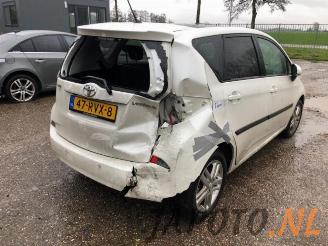 Toyota Verso S Verso S, MPV, 2010 / 2016 1.33 16V Dual VVT-I picture 5