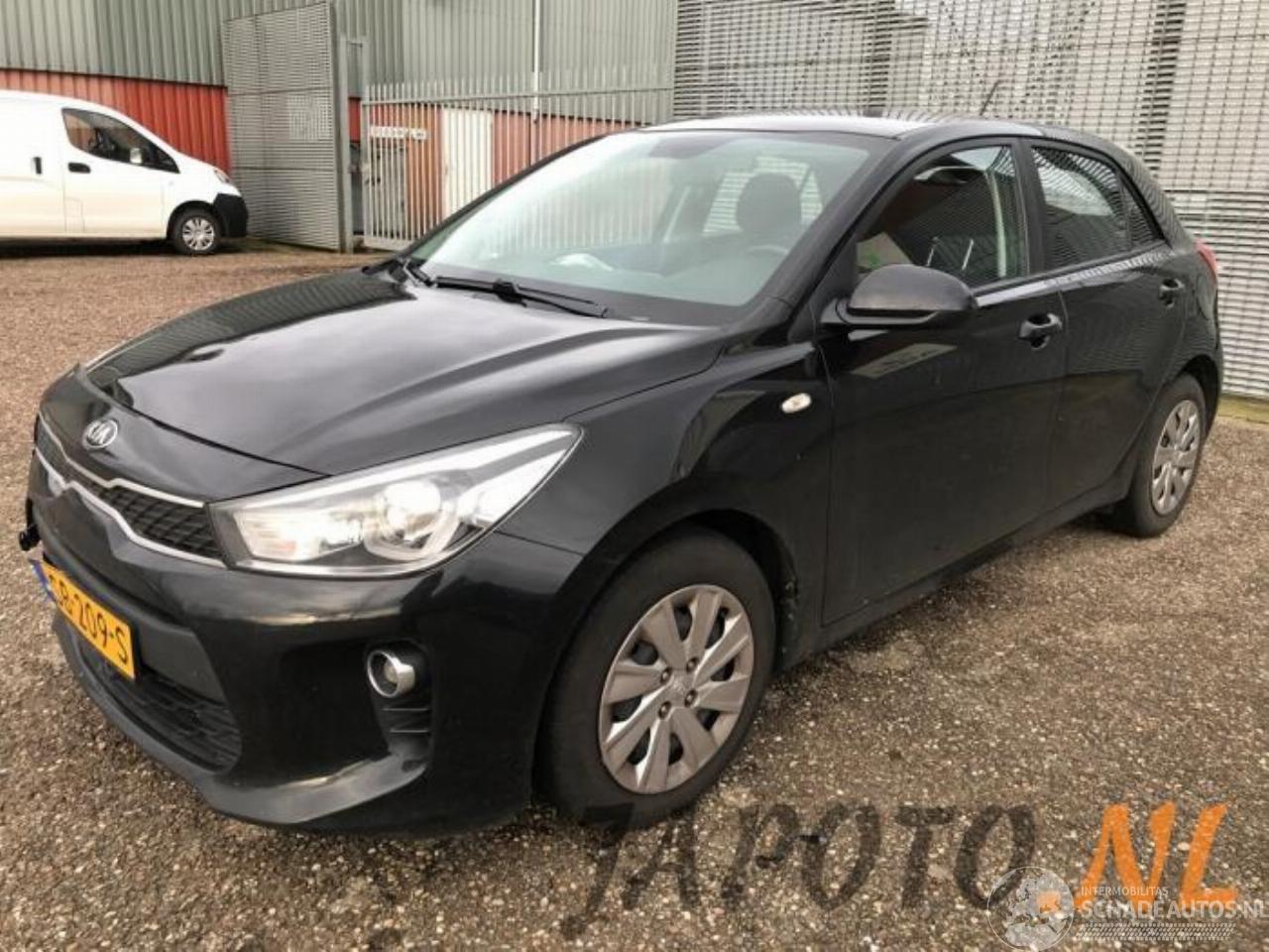 Kia Rio Rio IV (YB), Hatchback, 2017 1.0i T-GDi 100 12V