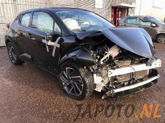 Toyota C-HR C-HR (X1,X5), SUV, 2016 1.8 16V Hybrid picture 3