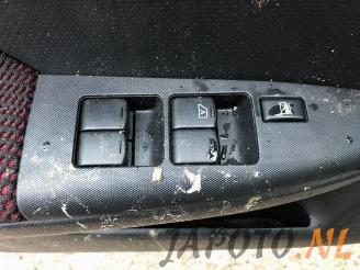 Nissan Note Note (E11), MPV, 2006 / 2013 1.6 16V picture 10