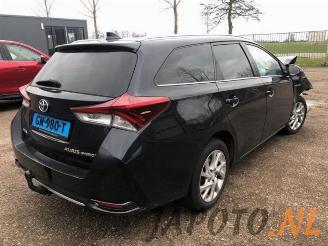 Toyota Auris Auris Touring Sports (E18), Combi, 2013 / 2018 1.8 16V Hybrid picture 12