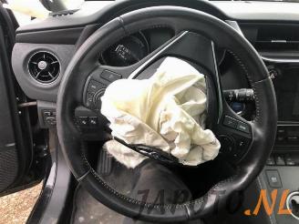 Toyota Auris Auris Touring Sports (E18), Combi, 2013 / 2018 1.8 16V Hybrid picture 10