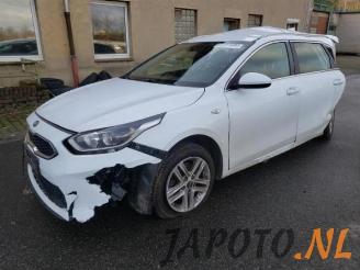 demontáž osobní automobily Kia Cee d Ceed Sportswagon (CDF), Combi 5-drs, 2018 1.4 T-GDI 16V 2019/1