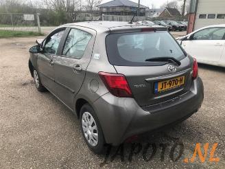 Toyota Yaris Yaris III (P13), Hatchback, 2010 / 2020 1.33 16V Dual VVT-I picture 5