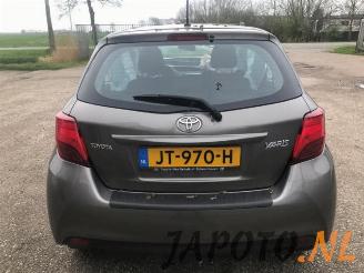 Toyota Yaris Yaris III (P13), Hatchback, 2010 / 2020 1.33 16V Dual VVT-I picture 6