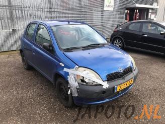 Toyota Yaris Yaris (P1), Hatchback, 1999 / 2005 1.0 16V VVT-i picture 2