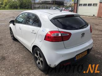 Kia Rio Rio III (UB), Hatchback, 2011 / 2017 1.2 CVVT 16V picture 5