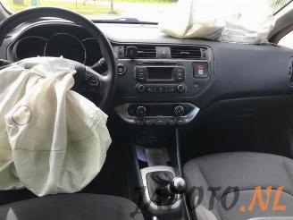 Kia Rio Rio III (UB), Hatchback, 2011 / 2017 1.2 CVVT 16V picture 7