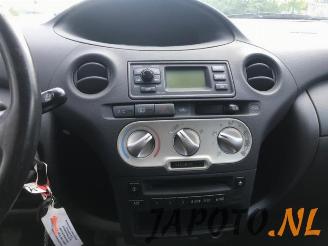 Toyota Yaris Yaris (P1), Hatchback, 1999 / 2005 1.3 16V VVT-i picture 8