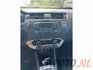 Kia Rio Rio III (UB), Hatchback, 2011 / 2017 1.2 CVVT 16V picture 11