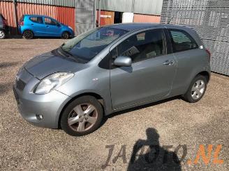 Sloopauto Toyota Yaris Yaris II (P9), Hatchback, 2005 / 2014 1.3 16V VVT-i 2007/4