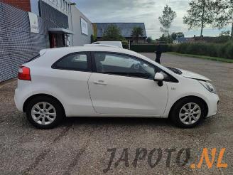 Kia Rio Rio III (UB), Hatchback, 2011 / 2017 1.2 CVVT 16V picture 6