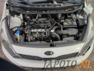 Kia Rio Rio III (UB), Hatchback, 2011 / 2017 1.2 CVVT 16V picture 16