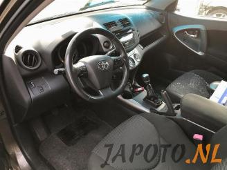 Toyota Rav-4 RAV4 (A3), Terreinwagen, 2005 / 2012 2.0 16V Valvematic 4x2 picture 16