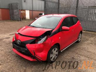 Vrakbiler auto Toyota Aygo Aygo (B40), Hatchback, 2014 1.0 12V VVT-i 2014/10