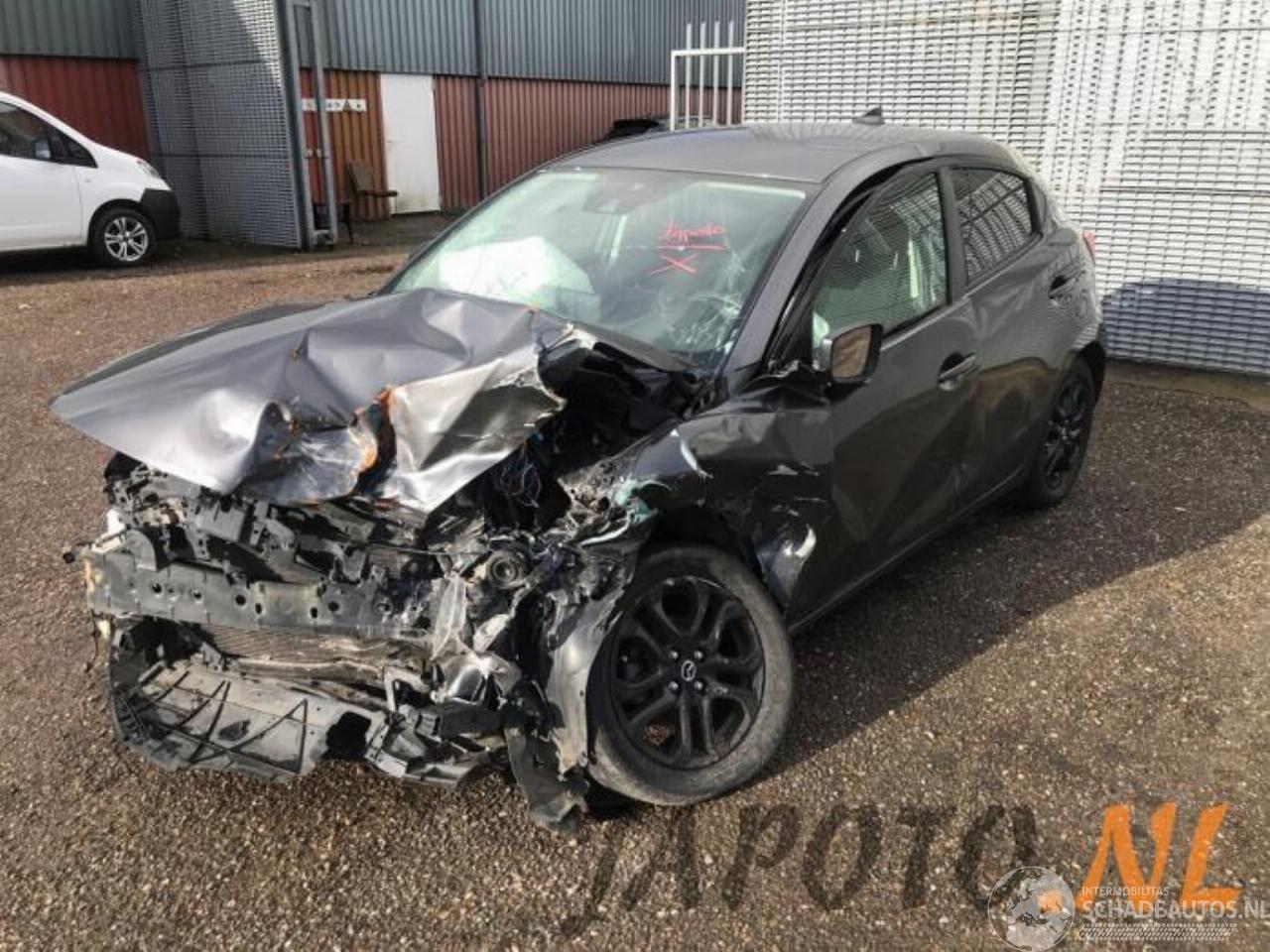 Mazda 2 2 (DJ/DL), Hatchback, 2014 1.5 SkyActiv-G 75