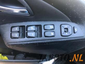 Hyundai Ix35 iX35 (LM), SUV, 2009 / 2015 2.0 16V picture 13