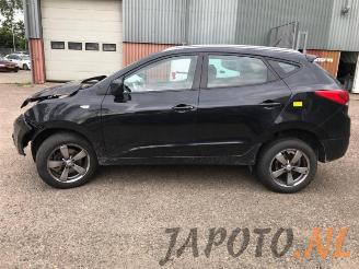 Hyundai Ix35 iX35 (LM), SUV, 2009 / 2015 2.0 16V picture 2
