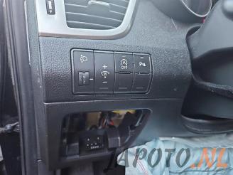 Hyundai I-30 i30 (GDHB5), Hatchback, 2011 1.6 GDI Blue 16V picture 14