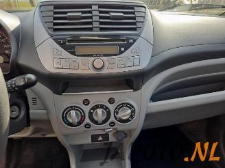 Suzuki Alto Alto (GF), Hatchback 5-drs, 2009 1.0 12V picture 10