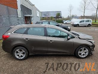 Kia Cee d Cee'd Sportswagon (JDC5), Combi, 2012 / 2018 1.6 CRDi 16V VGT picture 6
