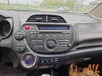 Honda Jazz Jazz (GE6/GE8/GG/GP), Hatchback, 2008 / 2015 1.3 VTEC 16V Hybrid picture 10