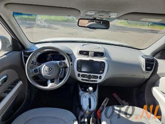 Kia Soul Soul II (PS), MPV, 2014 / 2018 EV picture 9