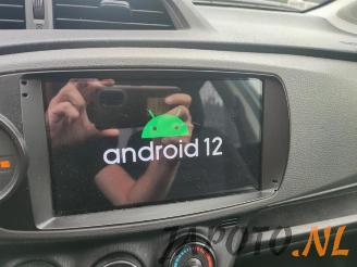 Toyota Yaris Yaris III (P13), Hatchback, 2010 / 2020 1.0 12V VVT-i picture 14