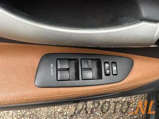 Toyota Auris Auris (E15), Hatchback, 2006 / 2012 1.8 16V HSD Full Hybrid picture 11