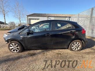 Kia Rio Rio III (UB), Hatchback, 2011 / 2017 1.2 CVVT 16V picture 2