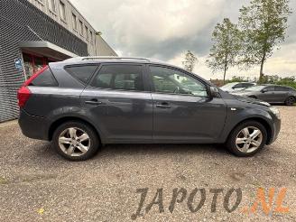 Kia Cee d Cee'd Sporty Wagon (EDF), Combi, 2007 / 2012 1.4 16V picture 6