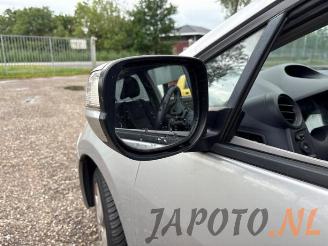Honda Insight Insight (ZE2), Hatchback, 2009 / 2013 1.3 16V VTEC picture 16