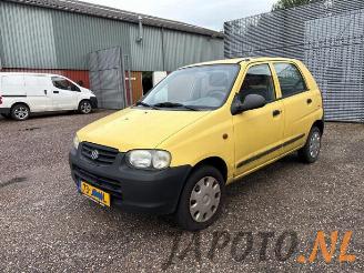 Coche siniestrado Suzuki Alto Alto (RF410), Hatchback, 2002 / 2008 1.1 16V 2002/3
